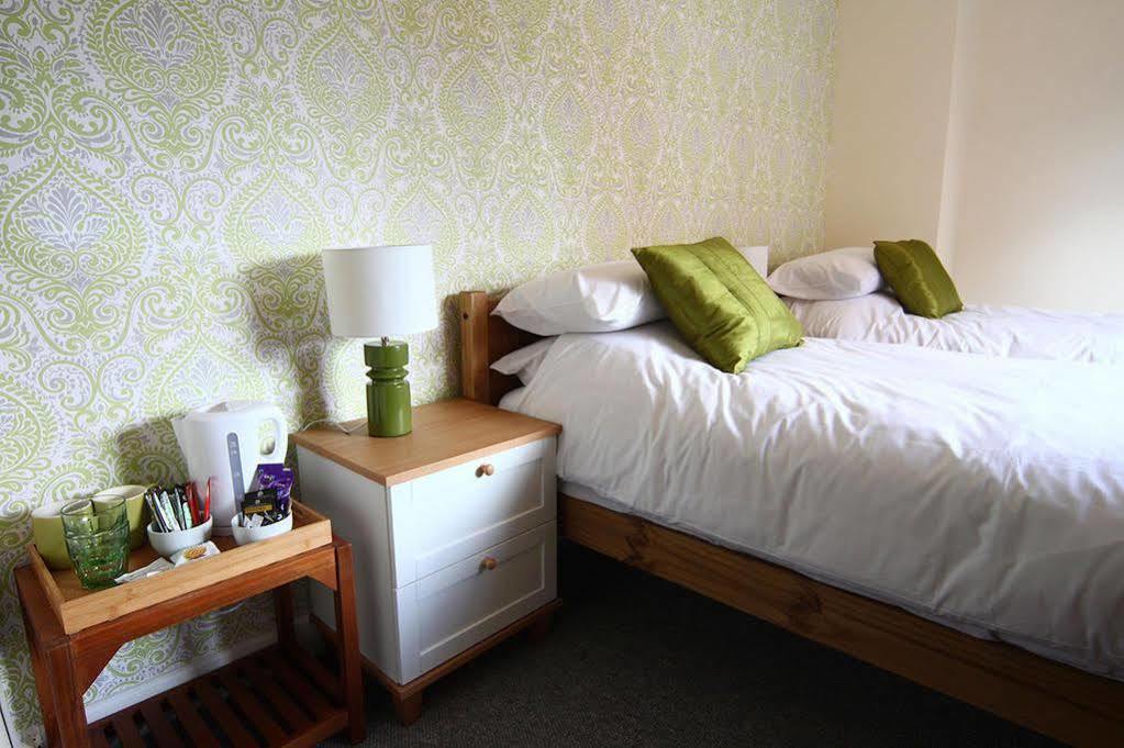 The Windsor Castle Inn Lye Luaran gambar