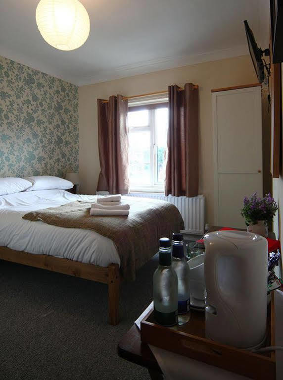 The Windsor Castle Inn Lye Luaran gambar