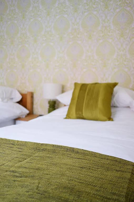 The Windsor Castle Inn Lye Luaran gambar